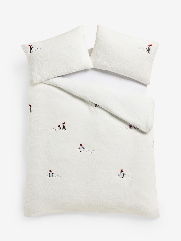 White Penguin Fleece Christmas Duvet Cover and Pillowcase Set - Image 4 of 4