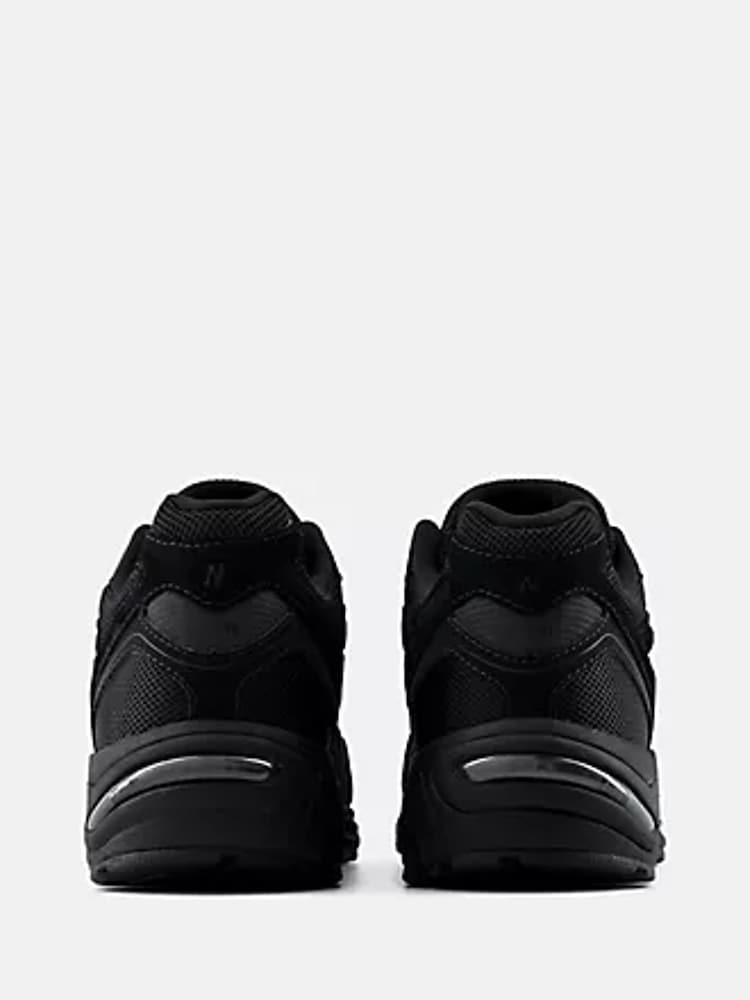 New Balance Black 880 Trainers - Image 2 of 6
