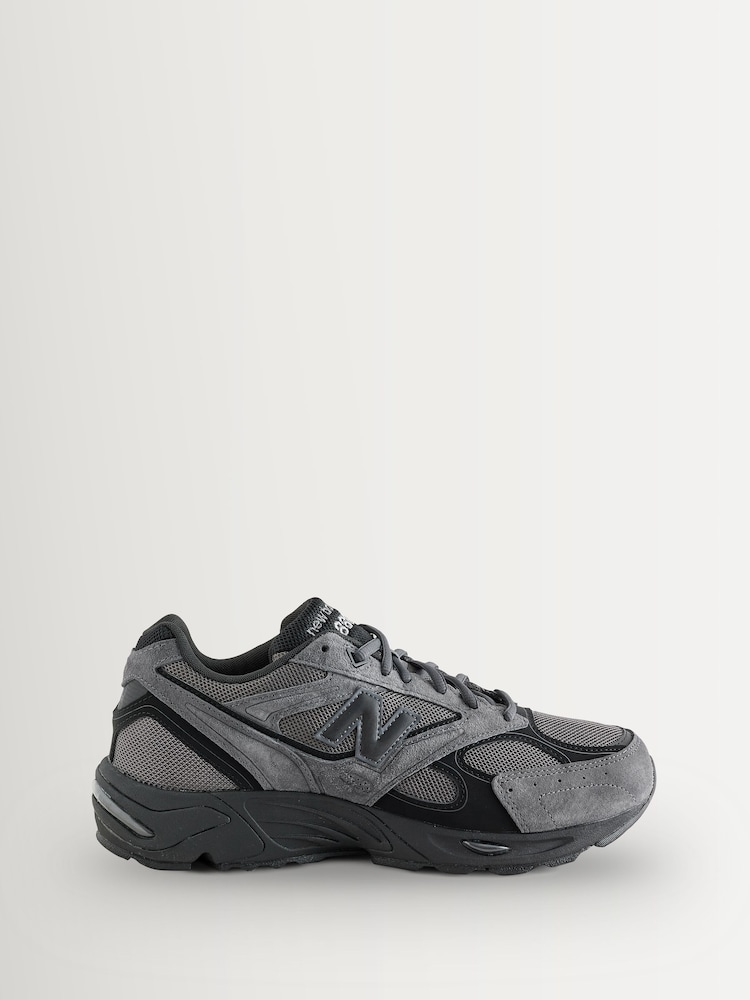 New Balance Black/Grey 880 Trainers - Image 1 of 1