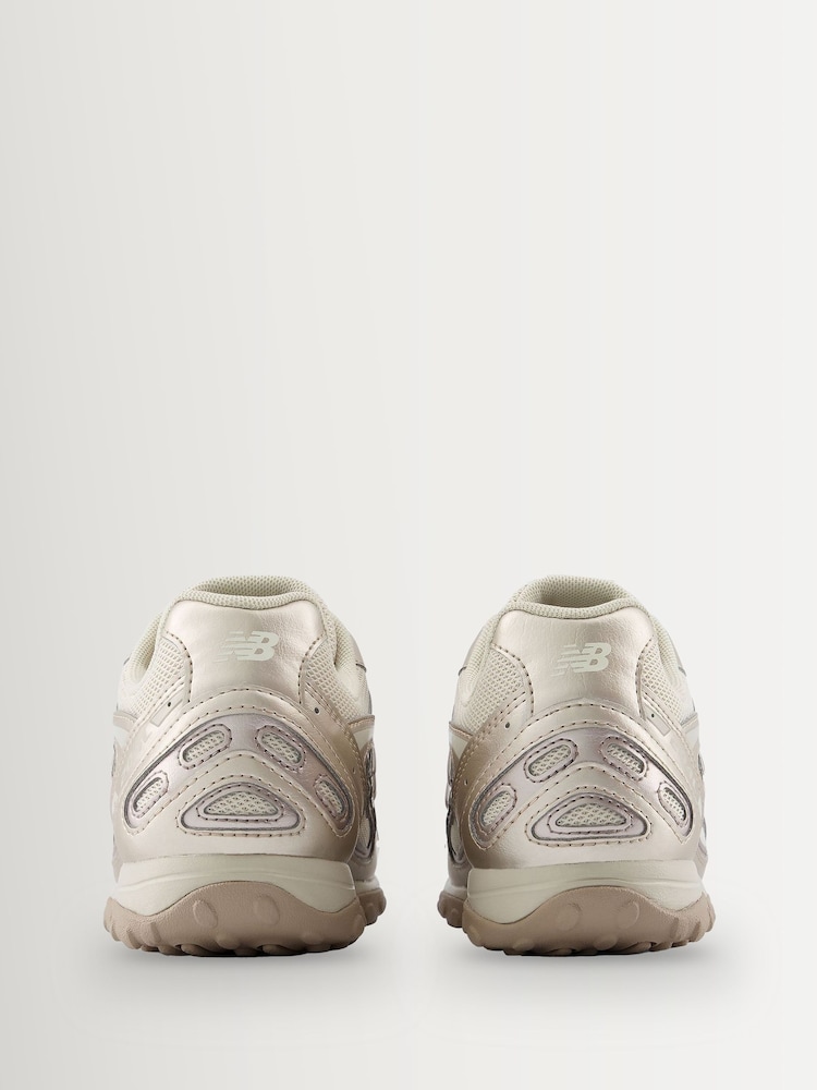 New Balance Silver Tone 204 Trainers - Image 2 of 7 New Balance Silver Tone 204 Trainers - Image 2 of 7