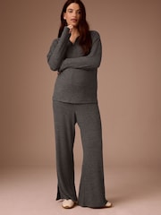 رمادي - Maternity Knit Co-Ord Trousers Set - صورة 2 من 5
