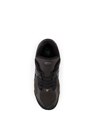 New Balance Black/White 2002 Youth Trainers - Image 5 of 6