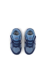 New Balance 2002 zīdaiņu sporta apavi ar āķīšiem un cilpiņām - Attēls 7 no 8