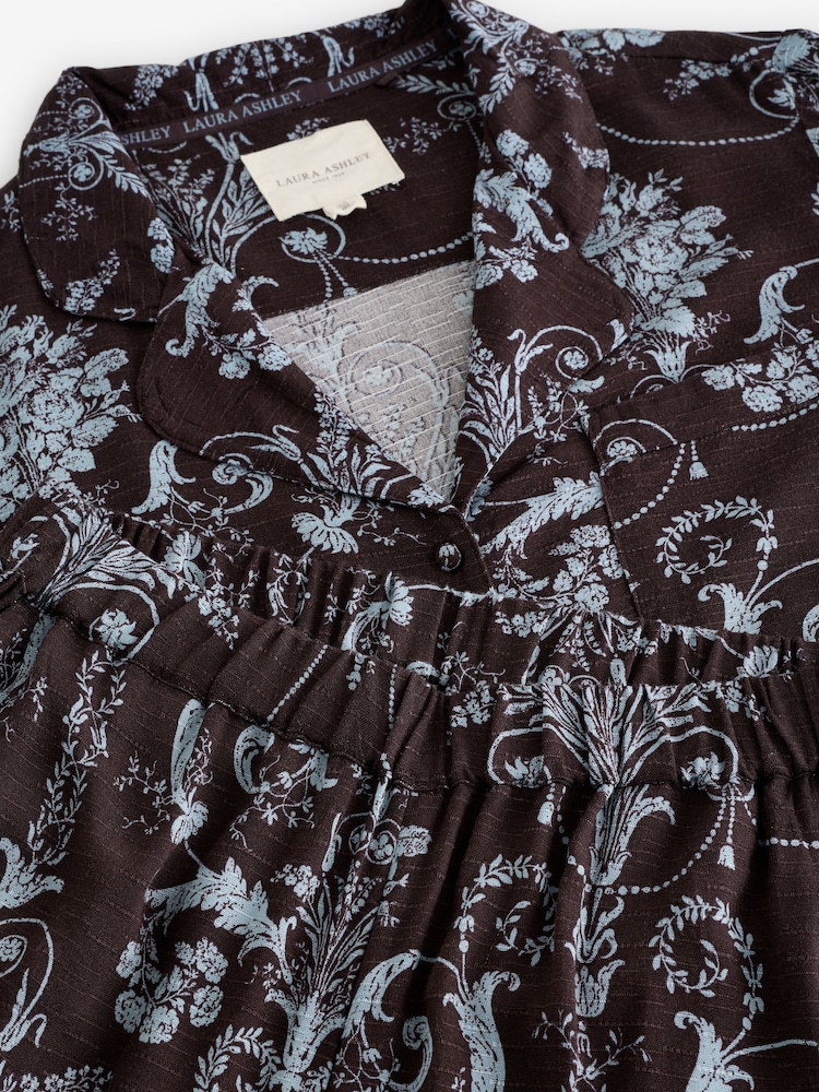 Laura Ashley Josette Pyjama mit Knopfleiste - Bild 10 von 10 Laura Ashley Josette Pyjama mit Knopfleiste - Bild 10 von 10