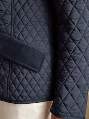 Joules Highclere wasserfeste Steppjacke mit Rautenmuster - Bild 8 von 10