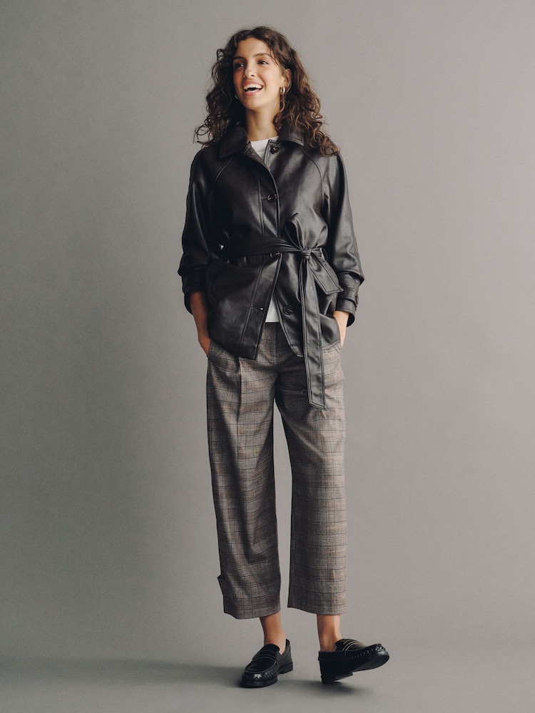 Brown Fine Check - Barrel Leg Trousers with Button Hem - Imagen 1 de 10 Brown Fine Check - Barrel Leg Trousers with Button Hem - Imagen 1 de 10
