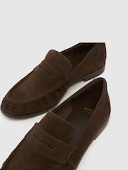 Schuh Brown Lewis Leather Ruched Loafers - Image 4 of 4