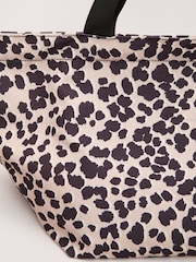 Strandtasche mit Phase Eight Print - Bild 3 von 7