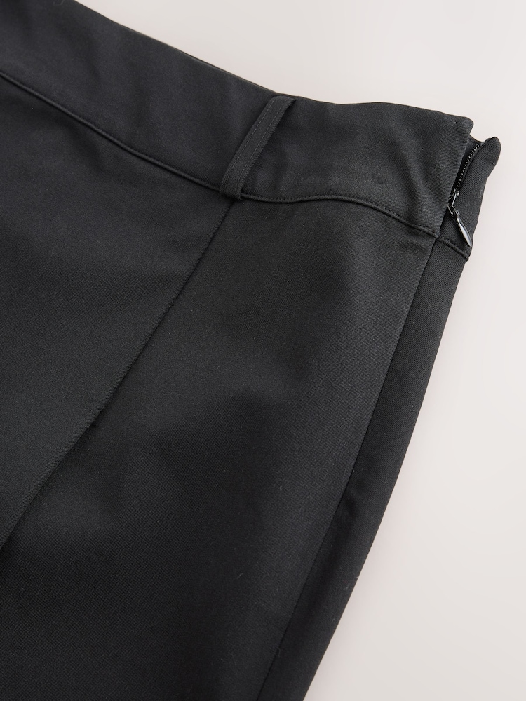 Black Pleated Mini Skirt with Stretch - Image 2 of 7 Black Pleated Mini Skirt with Stretch - Image 2 of 7