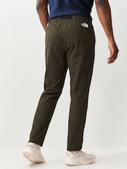Grün - The North Face Unisex Belted Wide Leg Joggers - Bild 5 von 8