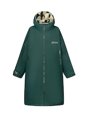 Regatta Green Adult Waterproof Changing Robe - Image 7 of 9