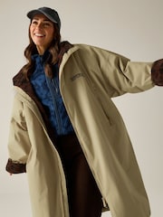 Regatta Natural Adult Waterproof Changing Robe - Image 1 of 11