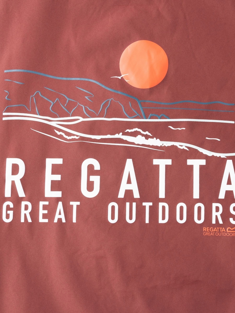 Regatta Red Adult Waterproof Changing Robe - Image 11 of 11