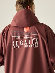 Regatta Red Adult Waterproof Changing Robe - Image 5 of 11