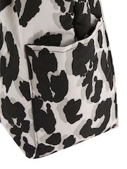 Regatta Black Drawstring Shoulder Bag - Image 4 of 5