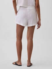 Gap White 4 inch Mid Rise Cotton Gauze Easy Shorts - Image 2 of 4