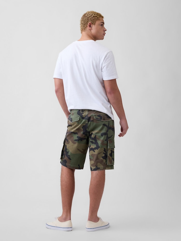 Gap Green Camo 11 inch Essential Cargo Shorts - Image 2 of 6
