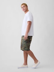 Gap Green Camo 11 inch Essential Cargo Shorts - Image 4 of 6