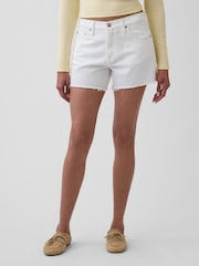 Gap White 4 inch Mid Rise UltraSoft Relaxed Cutoff Shorts - Image 1 of 4