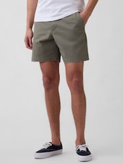 Gap Green 7 inch Relaxed Shorts - Image 1 of 5