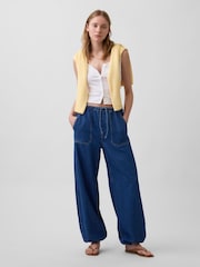 Gap Dark Wash High Waisted UltraSoft Easy Barrel Jeans - Image 4 of 4