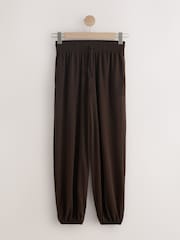 Chocolate Brown - Pantalon na may Tie Leg at Baywang na Manipis na Lobo - Larawan 5 ng 7