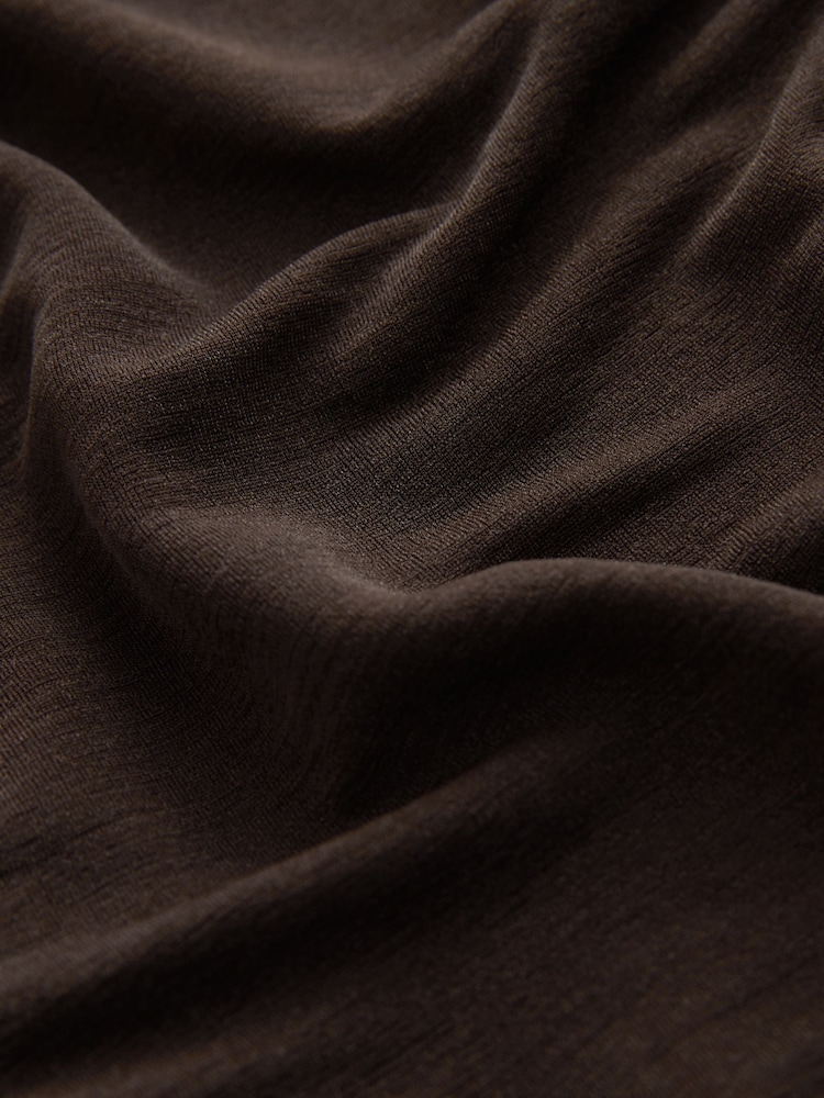 Chocolate Brown - Pantalon na may Tie Leg at Baywang na Manipis na Lobo - Larawan 7 ng 7