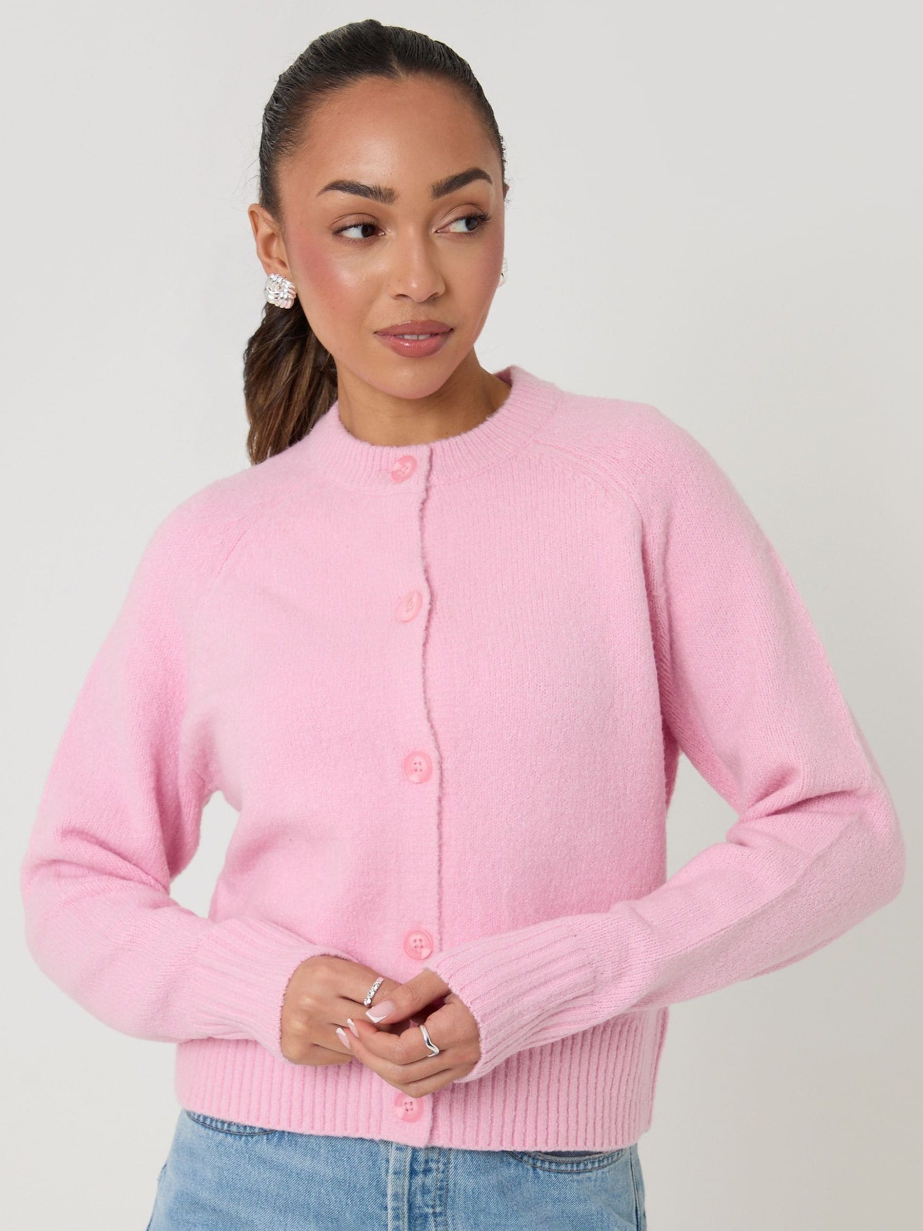 epine é button spring cardigan baby pink Chunky Knit Oversized Cardigan in Apple Blossom