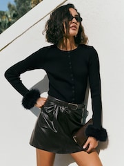 Itim - Friends Like These Fur Trim Cardigan - Larawan 1 ng 6