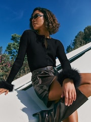 Itim - Friends Like These Fur Trim Cardigan - Larawan 2 ng 6