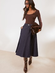 Enxaguar e lavar - Friends Like These Denim Seamed A Line Midi Skirt - Imagem 4 de 5