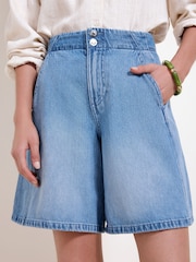 Friends Like These na Double Button Denim A Line Longline Jort Shorts - Larawan 2 ng 5