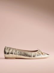 B by Ted Baker Leather Round Toe Charm Detail Ballet Flats - Image 4 of 8