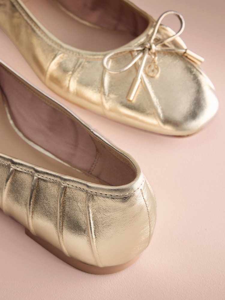 B by Ted Baker Leather Round Toe Charm Detail Ballet Flats - Image 8 of 8 B by Ted Baker Leather Round Toe Charm Detail Ballet Flats - Image 8 of 8