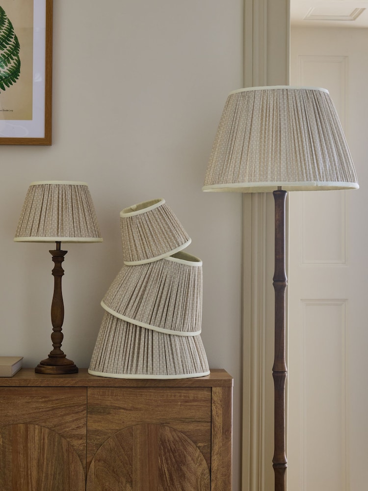 Light Natural Pleated Lamp Shade - Image 2 of 5 Light Natural Pleated Lamp Shade - Image 2 of 5