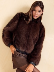 Friends Like These Tipped Faux Fur Short Bomber Jacket - Image 1 de 6