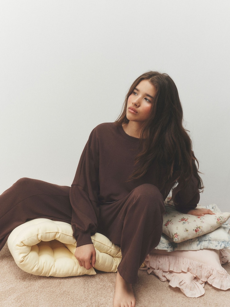 Chocolate Brown Loungewear Set - Image 2 of 11 Chocolate Brown Loungewear Set - Image 2 of 11