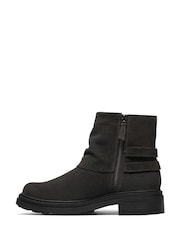 Clarks Black Orinoco3 Trim Boots - Image 2 of 6