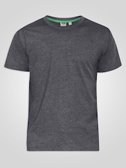 אפור - 555D חולצת טי מסיב כותנה סרוק בבד פרימיום עבה עם צווארון עגול, דגם Flyers - תמונה 5 מתוך 6