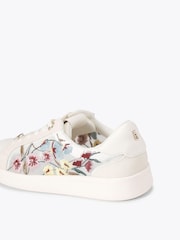 KG Kurt Geiger White Eliza Embroidery Trainers - Image 3 of 4