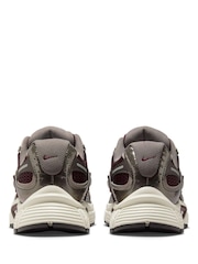 Nike Red Vomero V5 Runner Trainers - Image 6 of 11