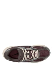 Nike Red Vomero V5 Runner Trainers - Image 7 of 11