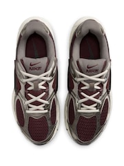 Nike Red Vomero V5 Runner Trainers - Image 9 of 11