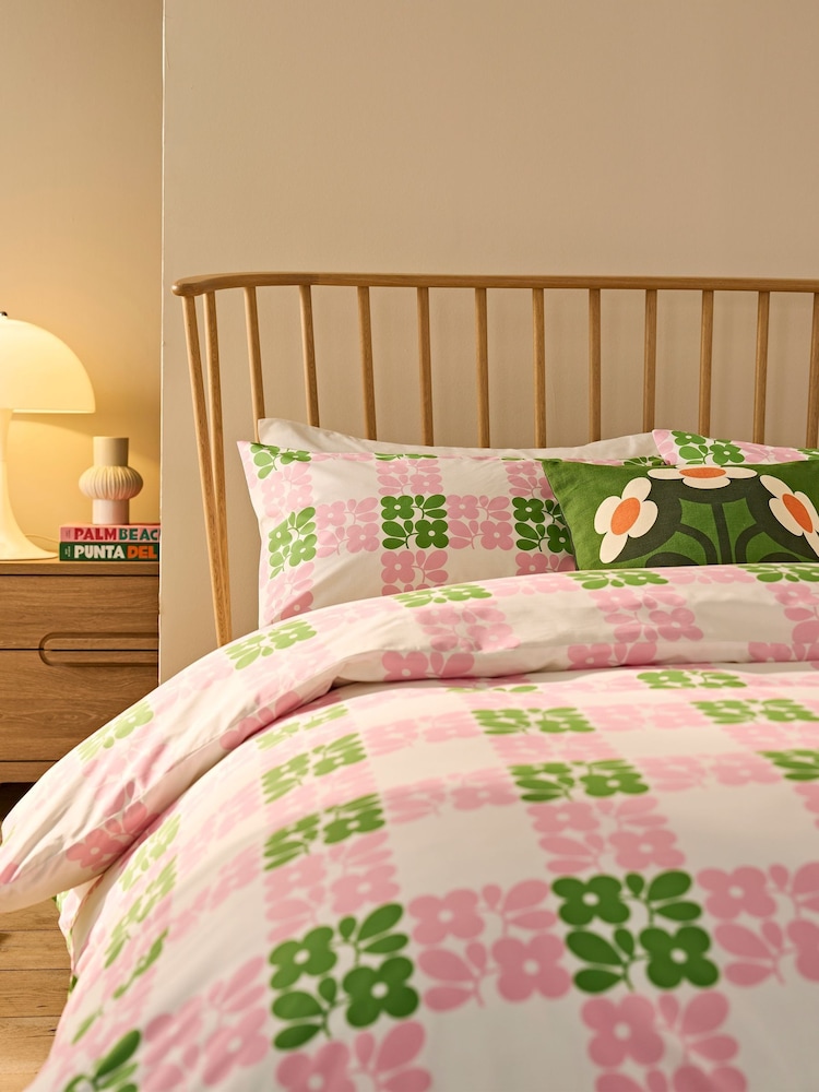 Orla Kiely Set of 2 Dill Pink Floret Check 200 Thread Count Pillowcases - Image 1 of 3