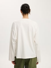Cotton On White Oversized Boxy Long Sleeve T-Shirt - Image 3 of 5