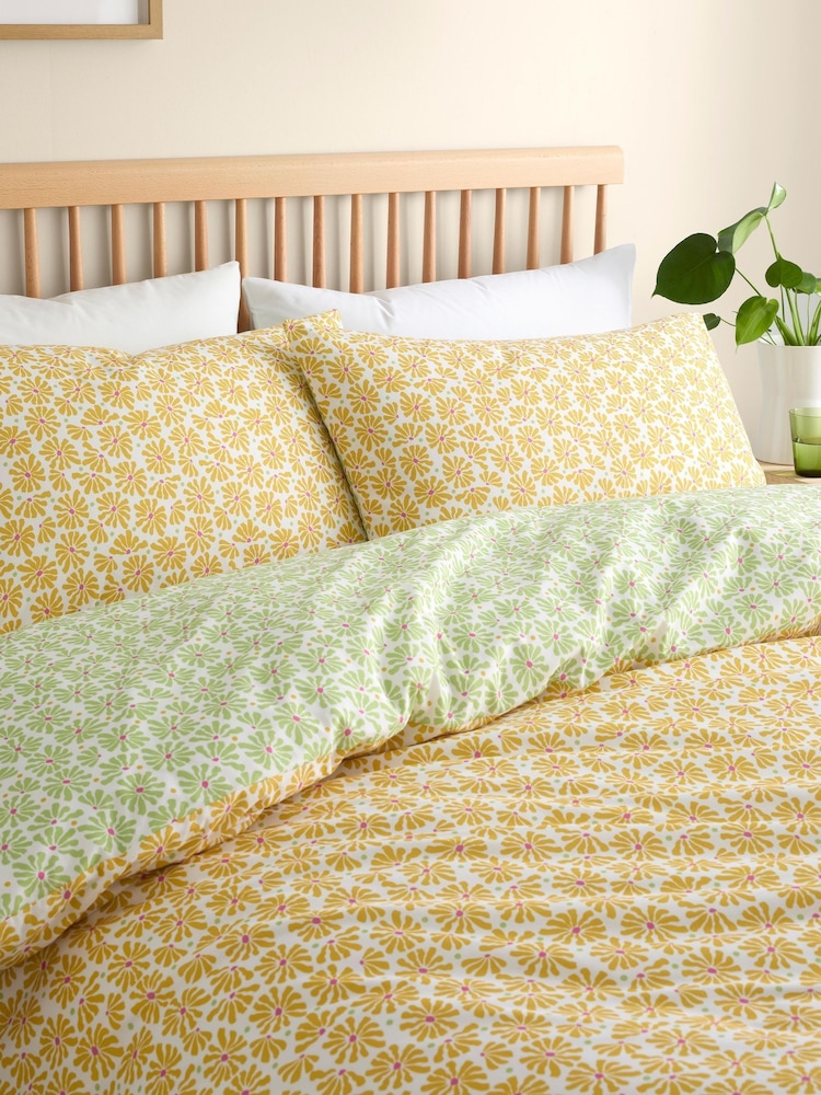 Fusion Yellow Retro Daisy Floral Print Easy Care Duvet Cover Set - Image 2 of 5