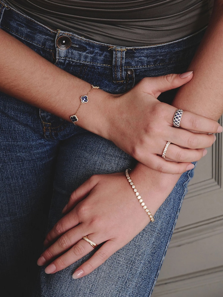 The Diamond Store Blue Alegria 3 Clover Lab Emerald Bracelet 2.25ct in 18k Gold Vermeil - Image 7 of 7 The Diamond Store Blue Alegria 3 Clover Lab Emerald Bracelet 2.25ct in 18k Gold Vermeil - Image 7 of 7