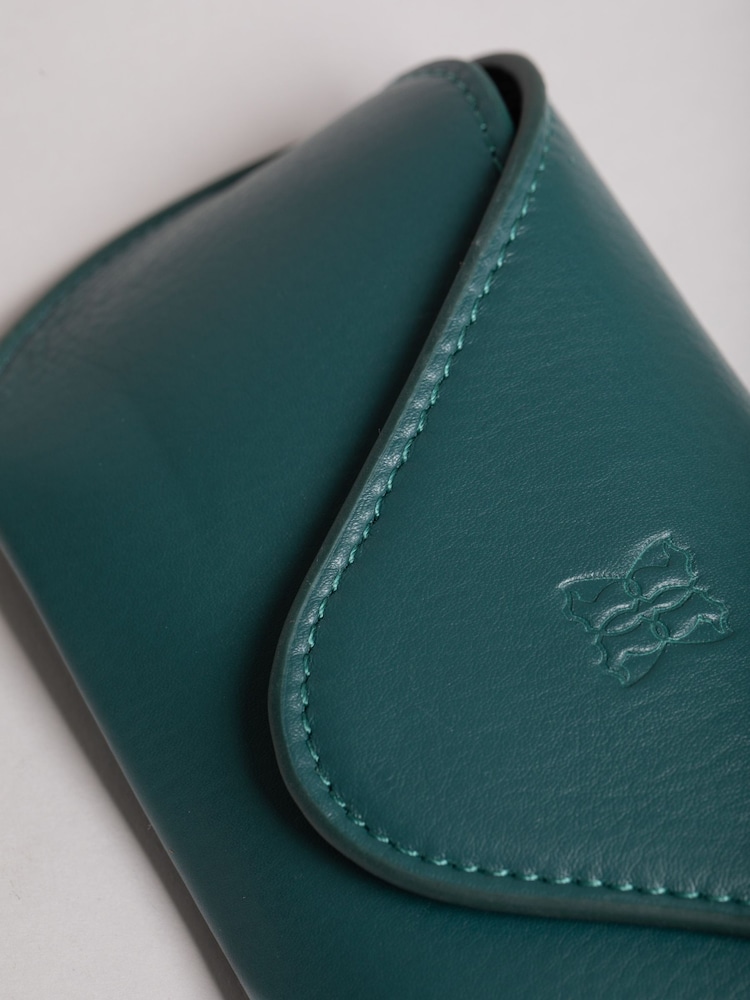 Lakeland Leather Green Flapover Leather Glasses Case - Image 4 of 4 Lakeland Leather Green Flapover Leather Glasses Case - Image 4 of 4