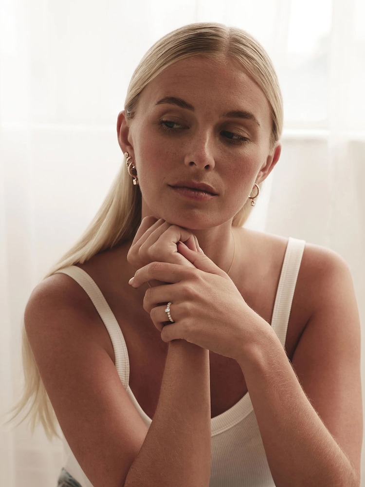 The Diamond Store White Entwine 0.30ct Oval Cut Lab Diamond Solitaire Engagement Ring with Side Stones in 18K Gold Vermeil - Image 2 of 6