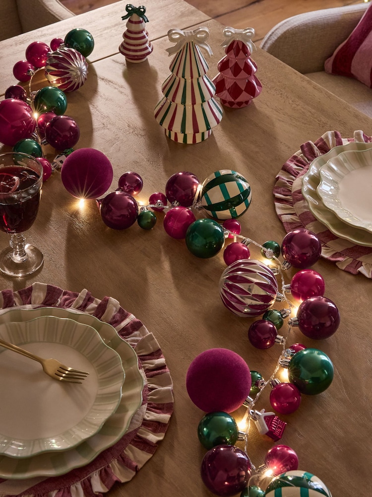 Red/Green Light Up Christmas Bauble Garland - Image 1 of 3